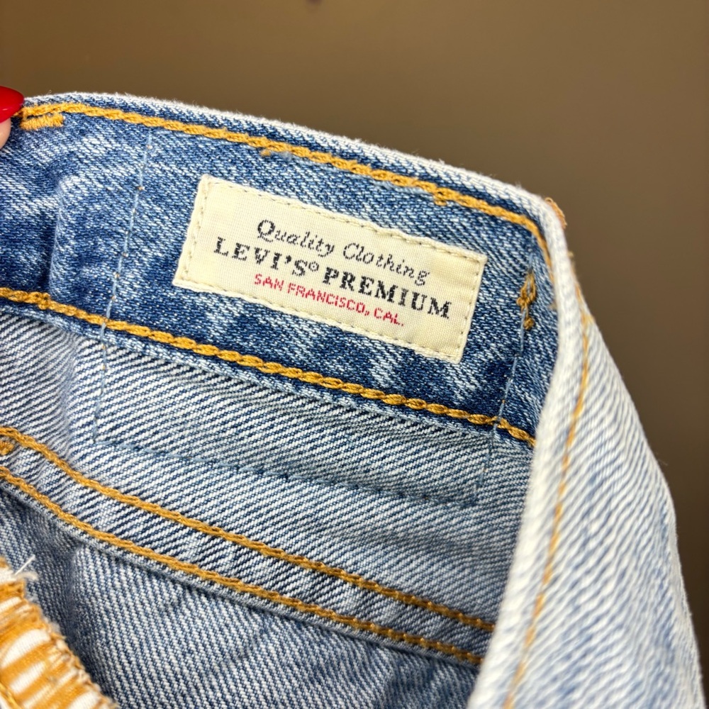 Levi's 501 Jean Shorts Size 26 - Picture 5 of 6